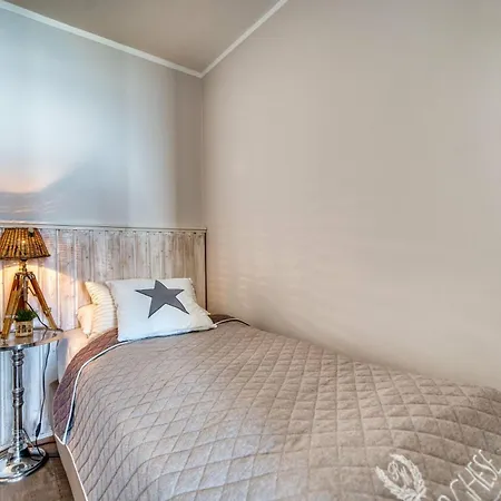- Haus C, App 0c1203 Apartamento *