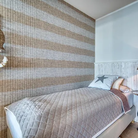 - Haus C, App 0c1203 Apartamento *